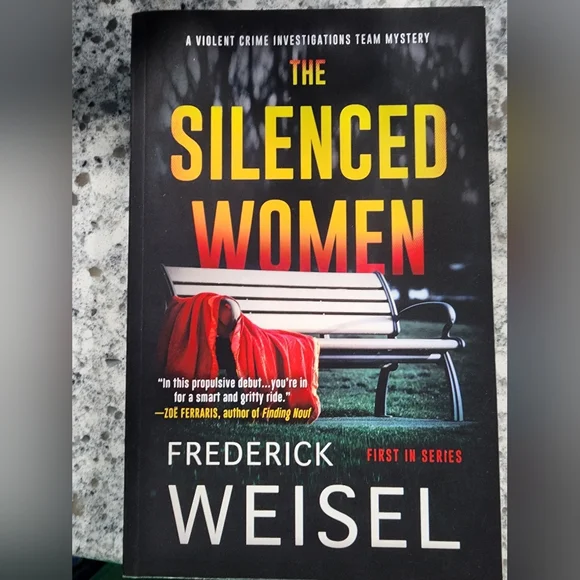 Mystery Thriller Book Set Of 3 - Picture 4 of 4